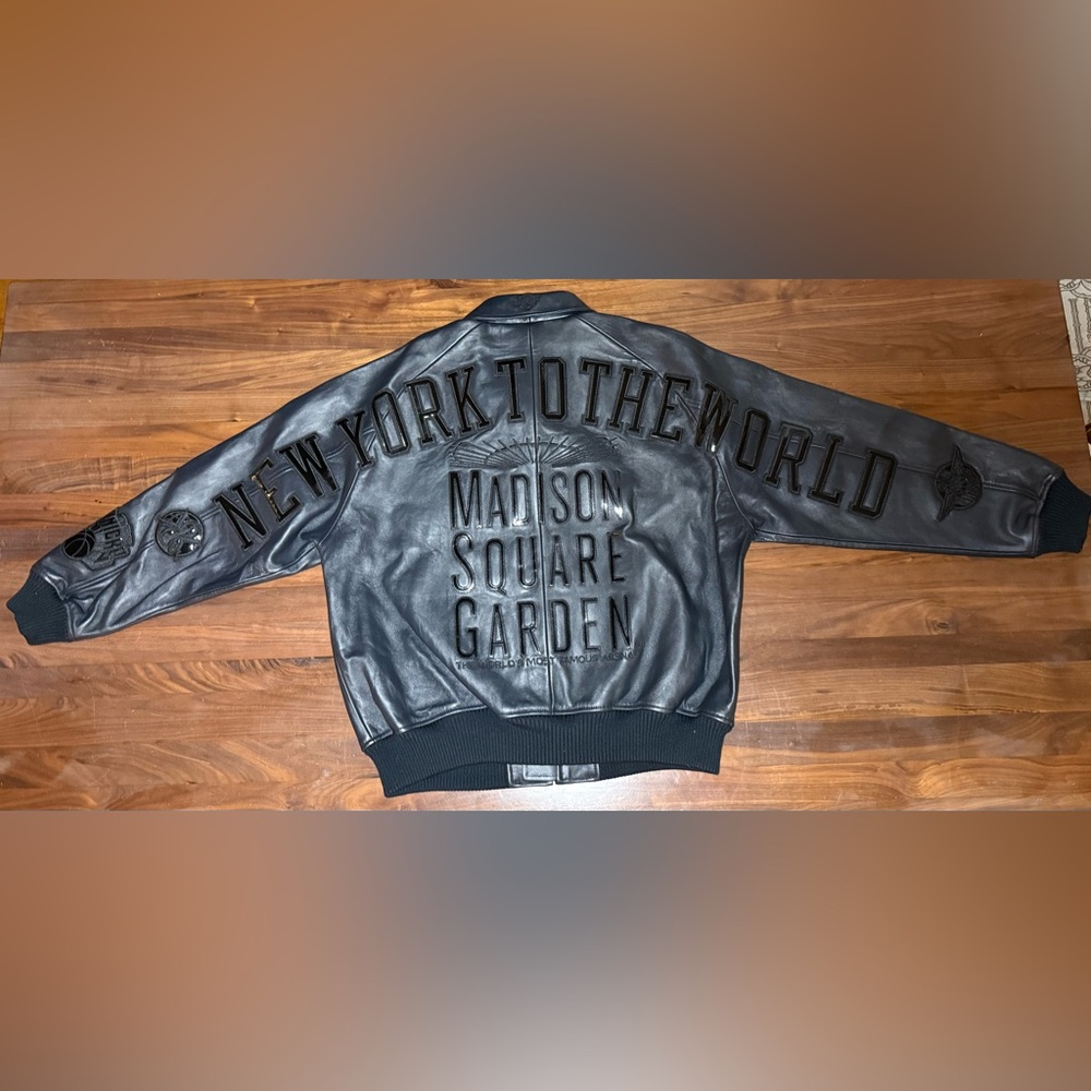Kith & AVIREX for the New York Knicks Madison Square Garden Icon Jacket Sz Large - Picture 15 of 16